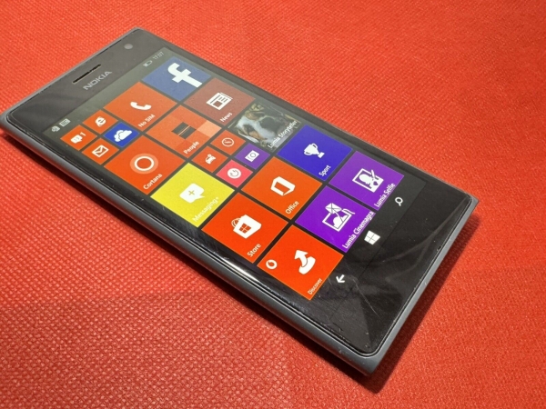 Nokia Lumia 735 Smartphone (entsperrt) Microsoft Windows 8.1 – 8GB – schwarz