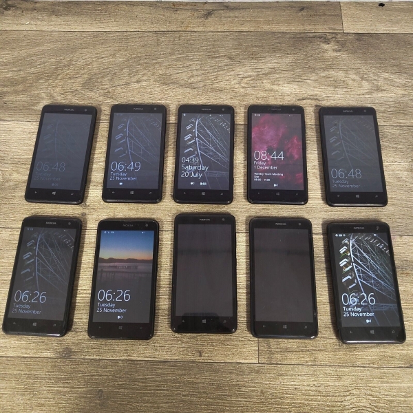 10x Nokia Lumia 625 512MB, 8GB Smartphone – schwarz – FRP Schutz – LESEN