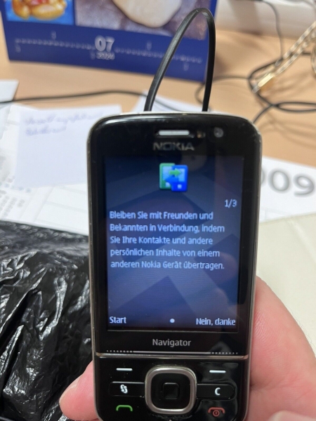 Nokia  6210 Navigator – Schwarz (Ohne Simlock) Smartphone