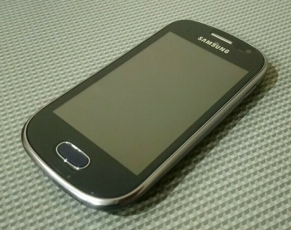 Samsung Galaxy Fame GT-S6810P – 4GB – blau – entsperrtes Smartphone