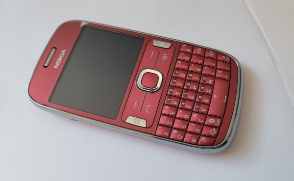 Nokia Asha 302 – (entsperrt) Smartphone rot