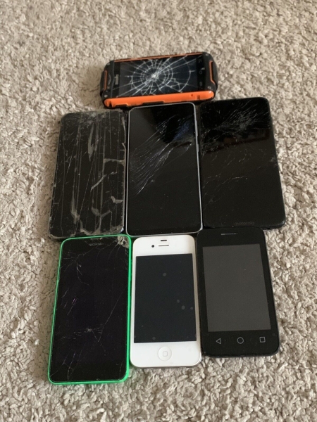 7x iPhone Nokia Motorola Discovery Pixi Smartphone RESTPOSTEN defekt/ungetestet