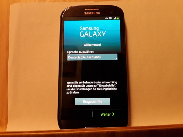 Handy Samsung Galaxy S3 GT I9300 schwarz  ohne Simlock Smartphone